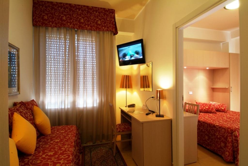 Hotel Mimosa Белларія-Іджеа-Марина Екстер'єр фото