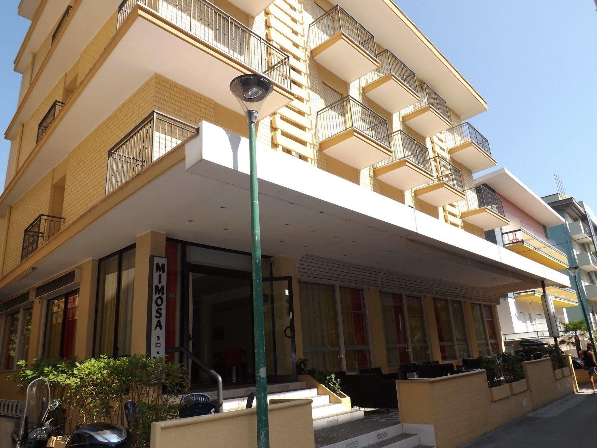Hotel Mimosa Белларія-Іджеа-Марина Екстер'єр фото