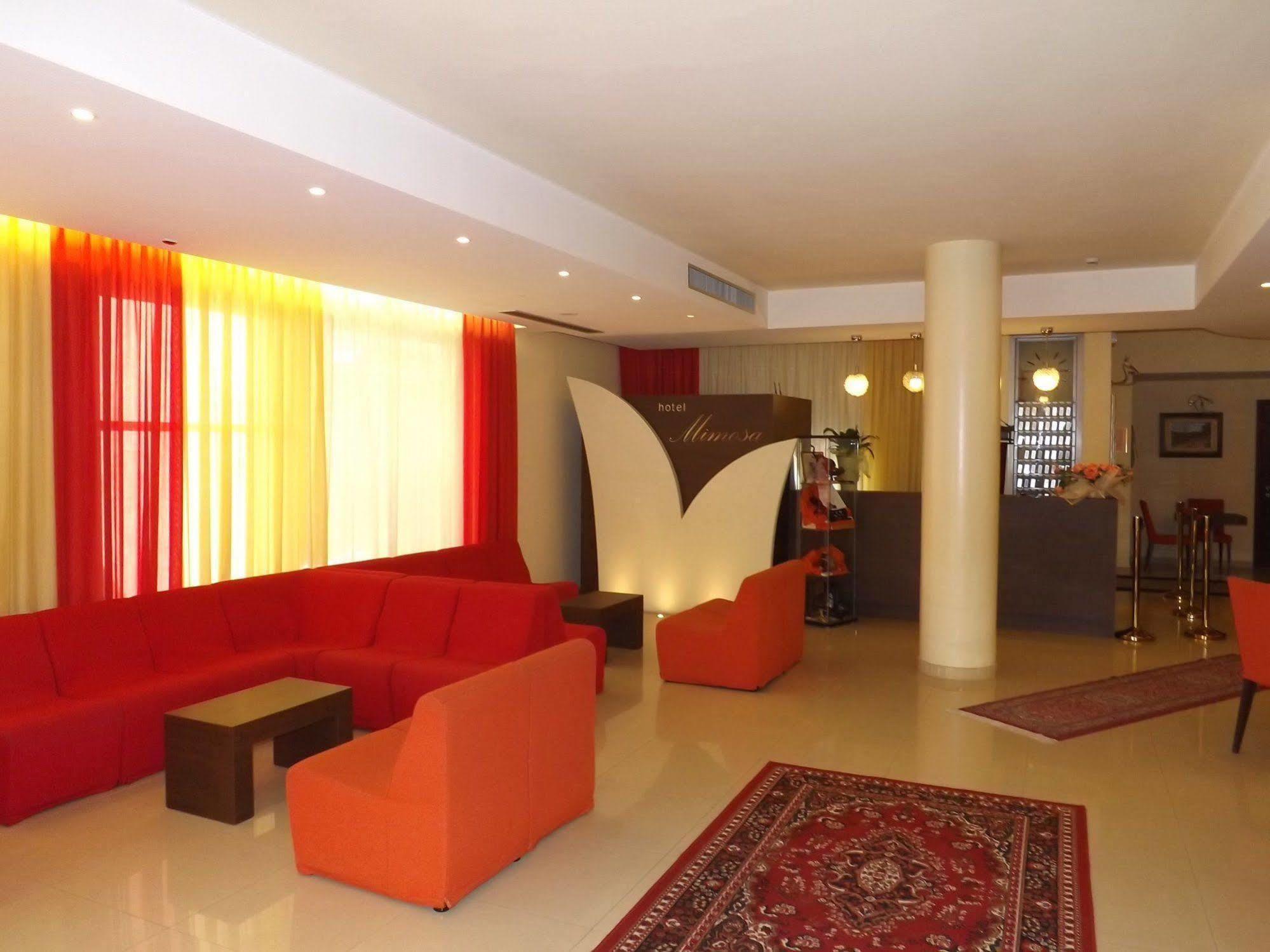 Hotel Mimosa Белларія-Іджеа-Марина Екстер'єр фото