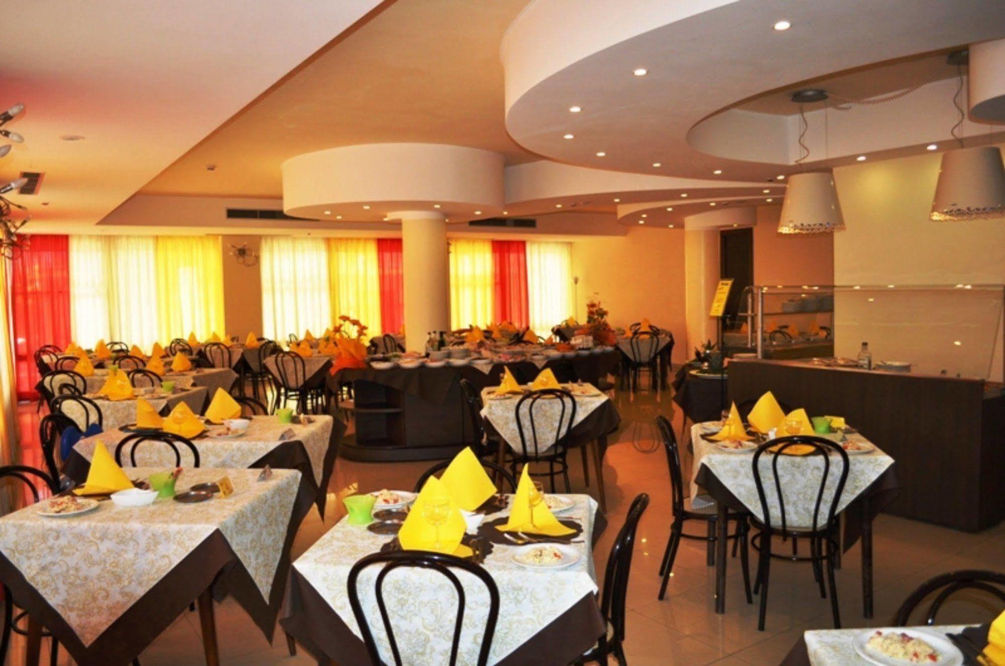 Hotel Mimosa Белларія-Іджеа-Марина Екстер'єр фото